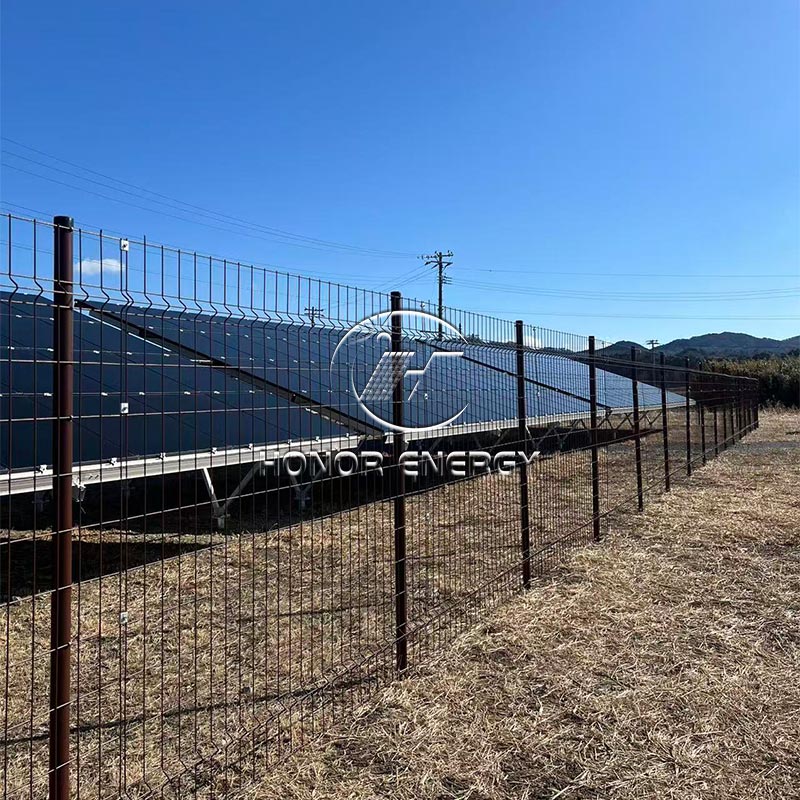Cerca de malha solar de solda